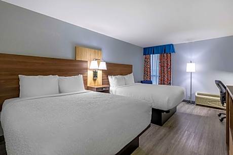 Queen Room with Two Queen Beds - Non-Smoking