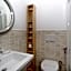Houspitality Caesar Bed & Breakfast