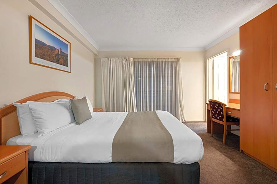 Pegasus Motor Inn and Serviced Apartments