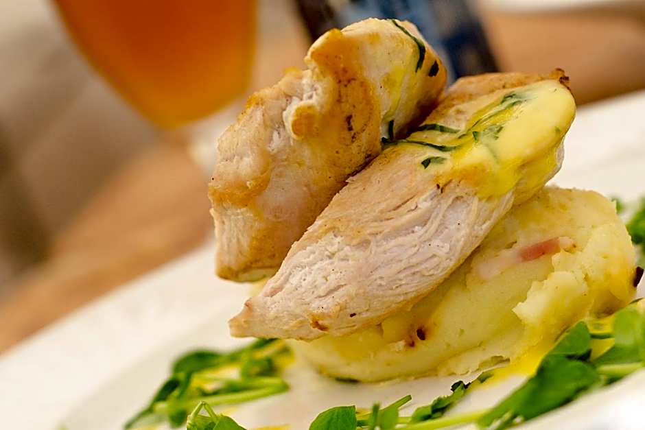 Norfolk Arms Hotel, Ringinglow