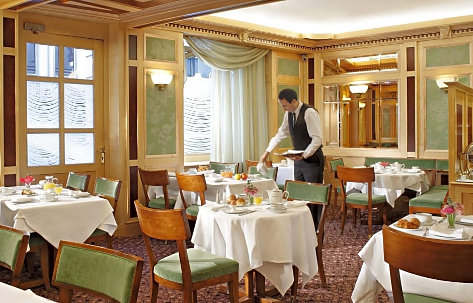 Rochester Champs-Elysees Hotel