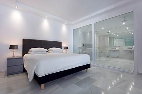 4 BEDROOMS DELUXE SEA VIEW