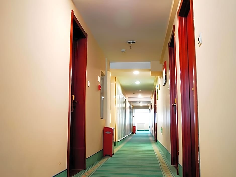 GreenTree Inn Qinghuangdao Sun City Hotel