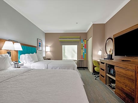 2 Queen Beds Non-Smoking