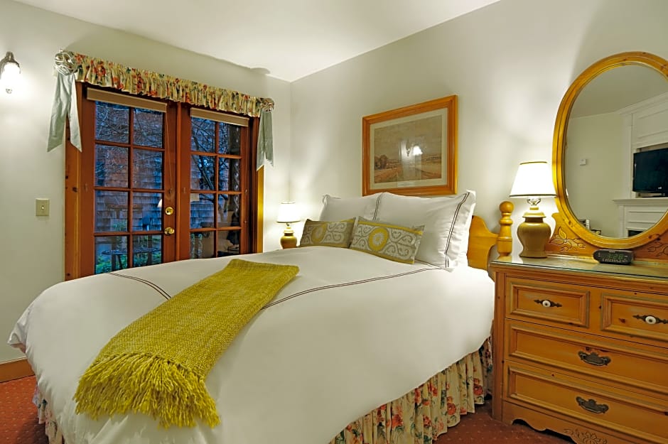 Babbling Brook Inn