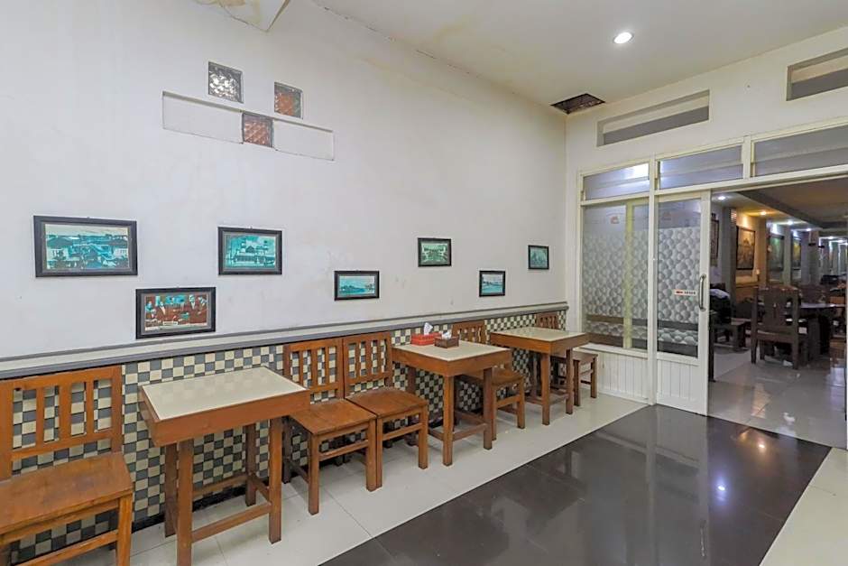 RedDoorz near Stasiun Malang Kota Lama 2