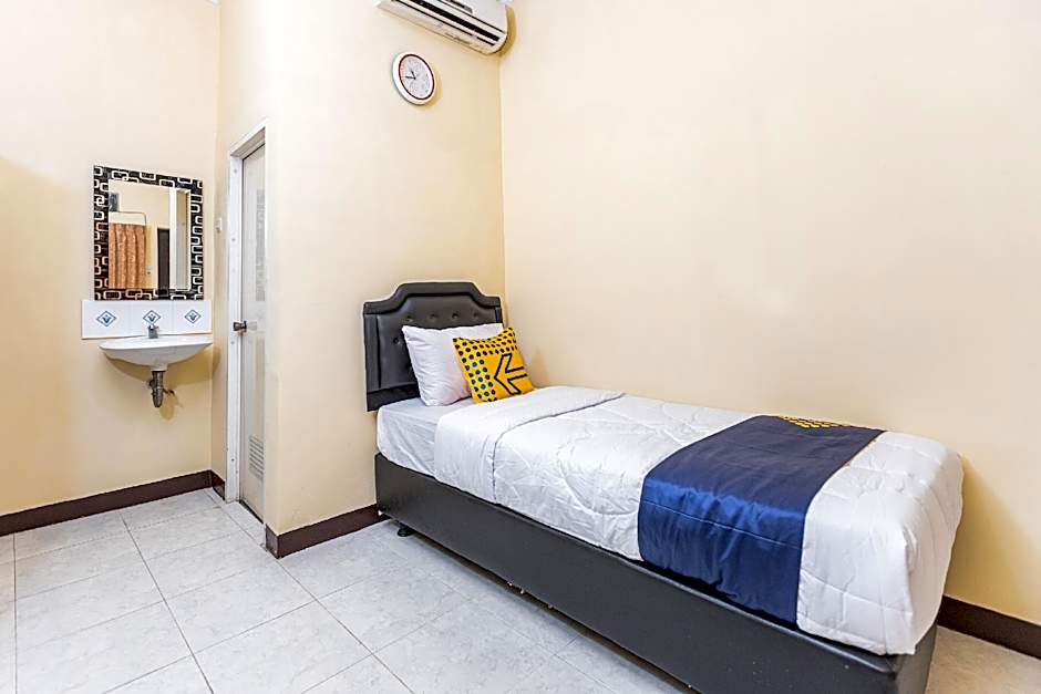 Hotel O Pondok Ripuji