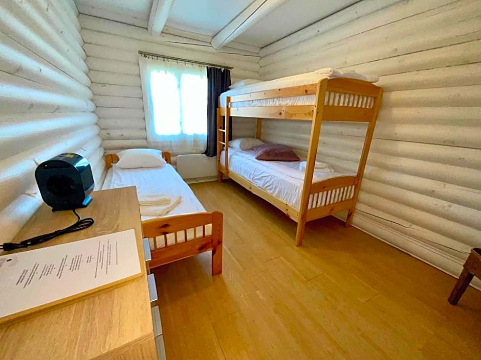 Photo 1 of 4 of 3 Bedroom