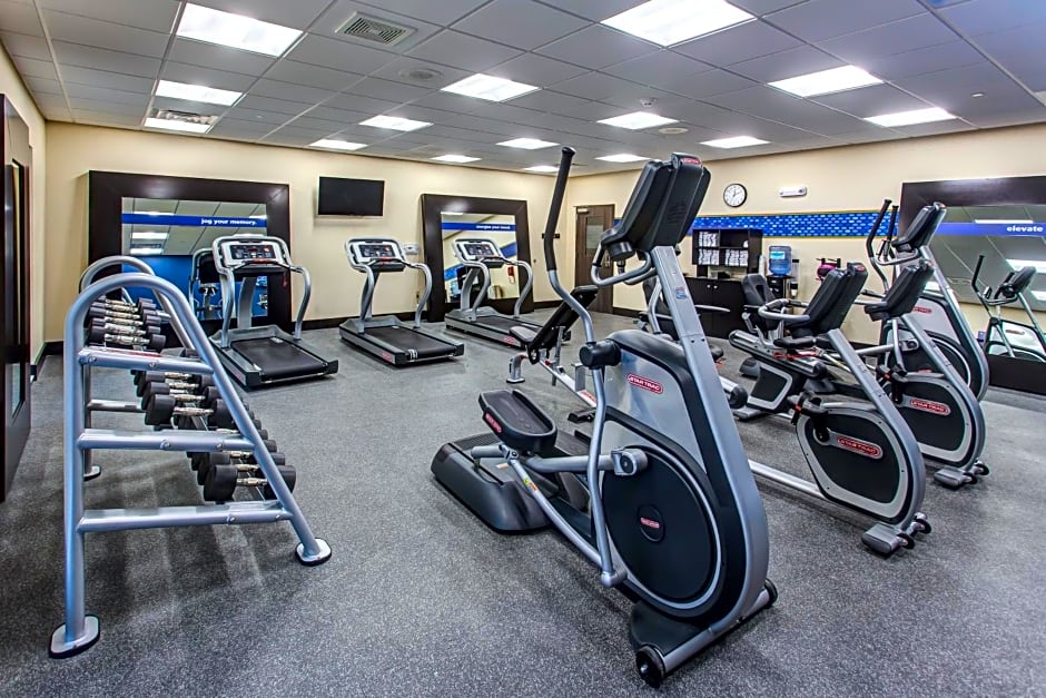 Hampton Inn & Suites-Wichita/Airport, KS