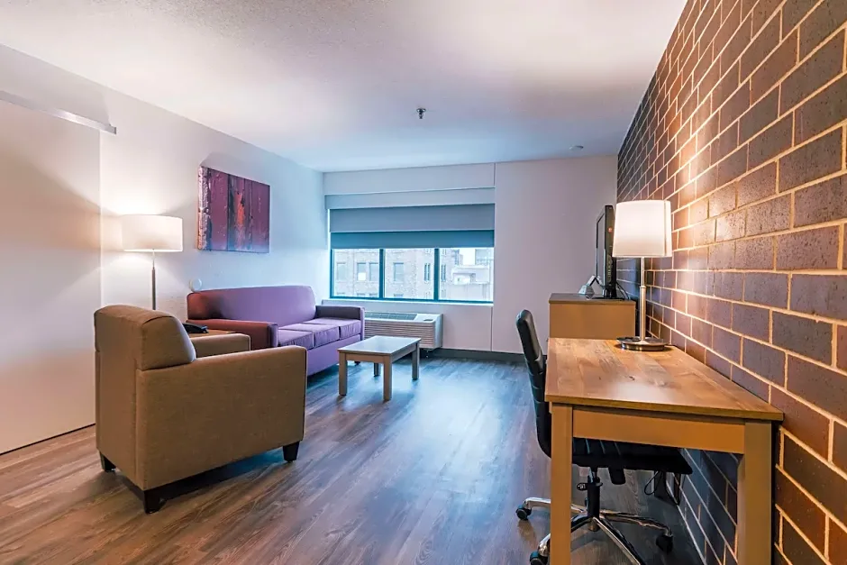 Best Western Plus Executive Residency Waterloo & Cedar Falls