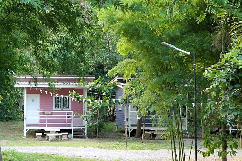 NP โฮมสเตย์ นอนเต็นท์ติดแอร์