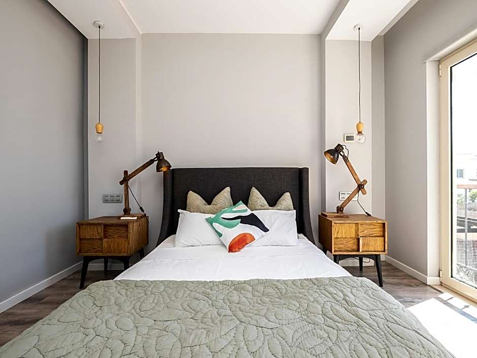 Walk in Hostel Faro Airport