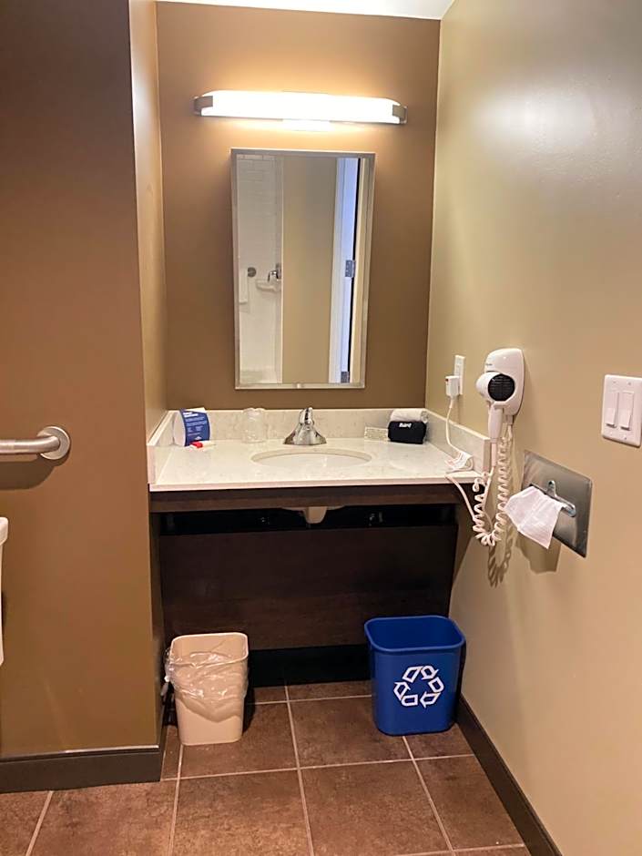 Microtel Inn & Suites by Wyndham Timmins