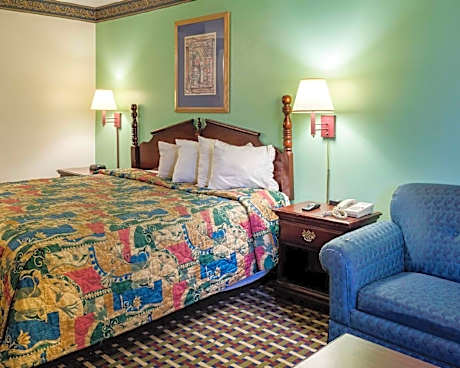 Standard with 1 King Bed