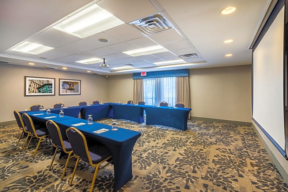 Hampton Inn Plymouth Meeting