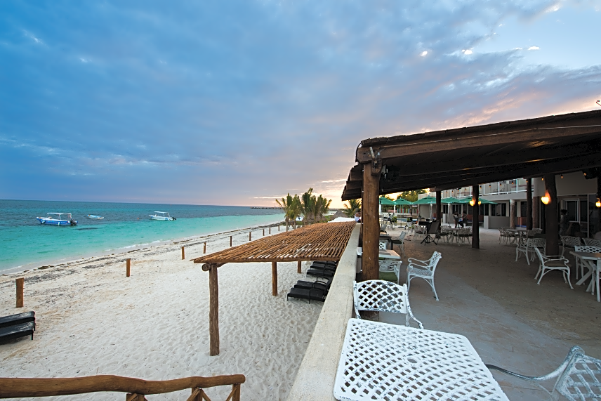 Hacienda Morelos Beachfront Hotel