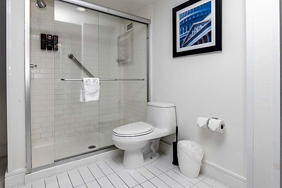 Metro Points Hotel Washington North