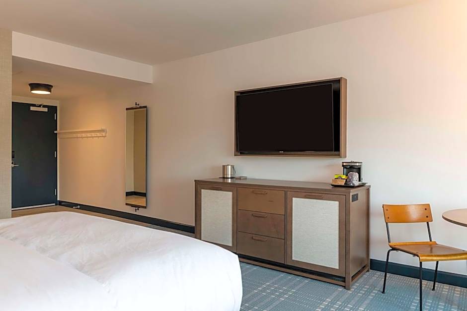 Hotel Canandaigua, Tapestry Collection by Hilton