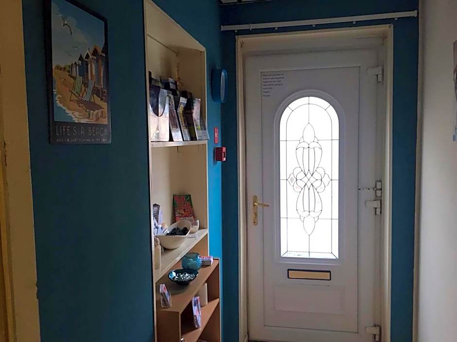 MyRoomz New Discovery Hotel