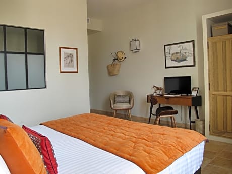 Large Double Room