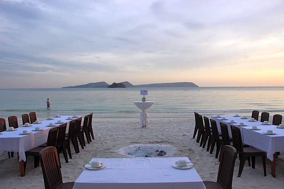 SCARLET SAILS BUNGALOW