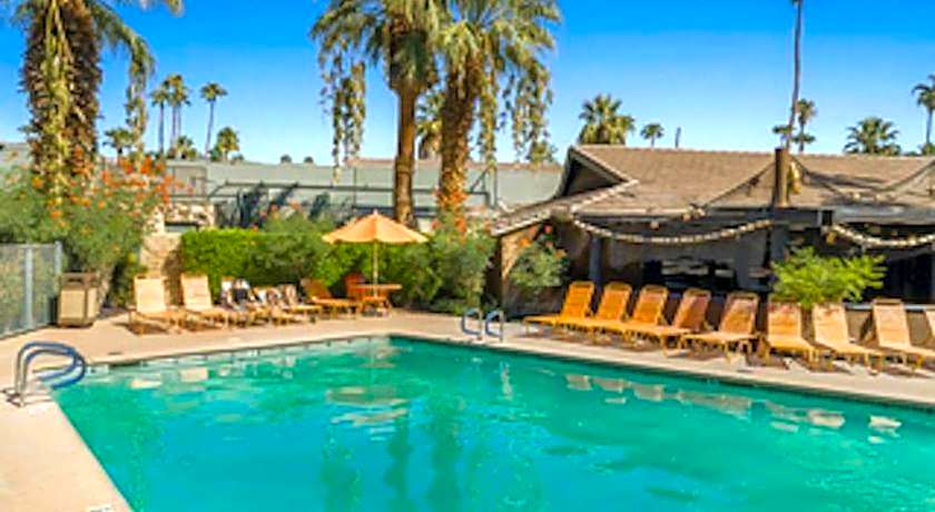 Caliente Tropics Hotel