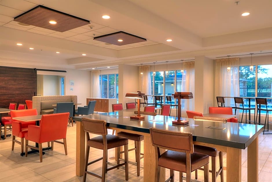 Holiday Inn Express Hotel & Suites Mobile Saraland By IHG