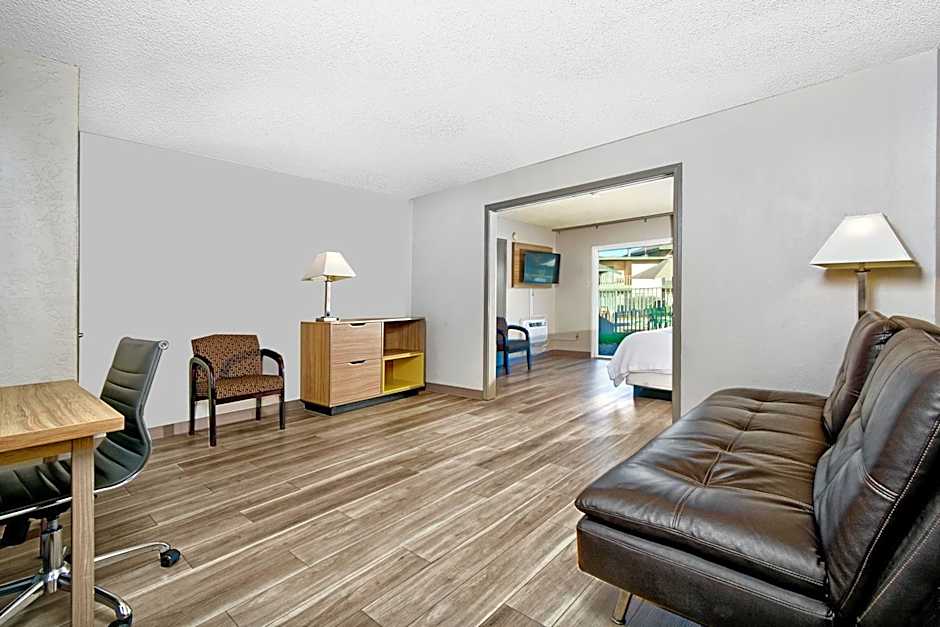 Days Inn by Wyndham Novato/San Francisco