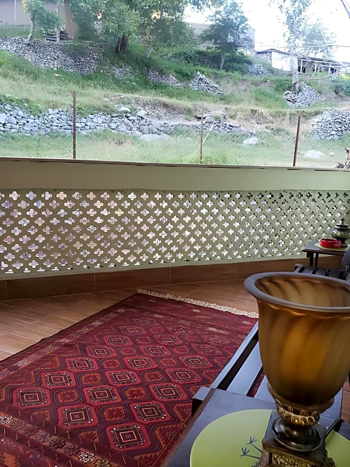 Hotel Mountain View Murree