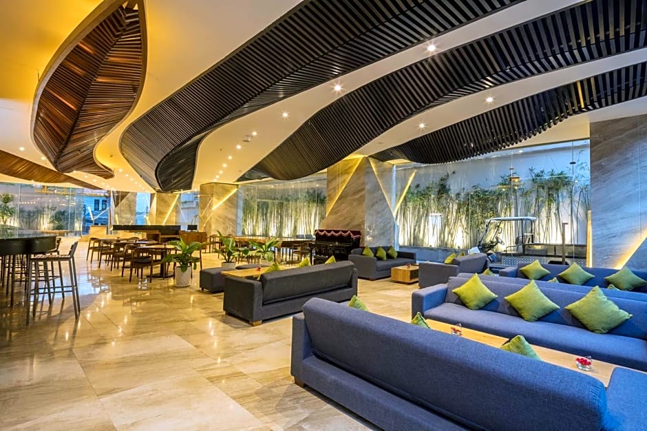 Holi Beach Hotel and Apartments