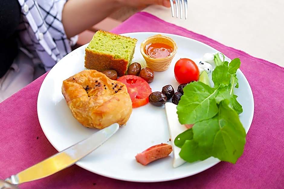 Three Islands Bungalow