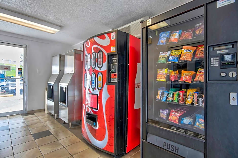 Motel 6 Santa Fe