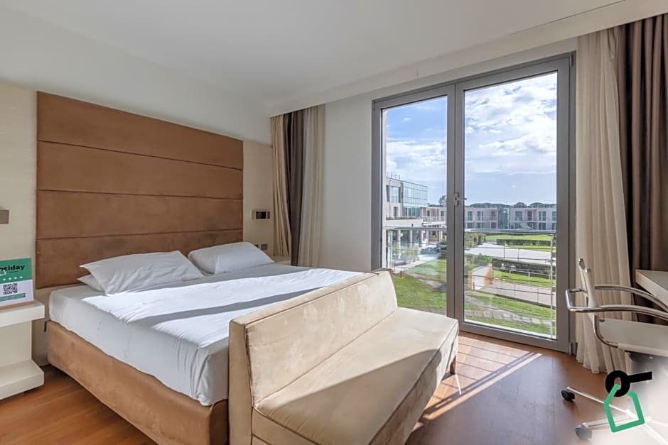 HOTIDAY Room Collection - Pisa