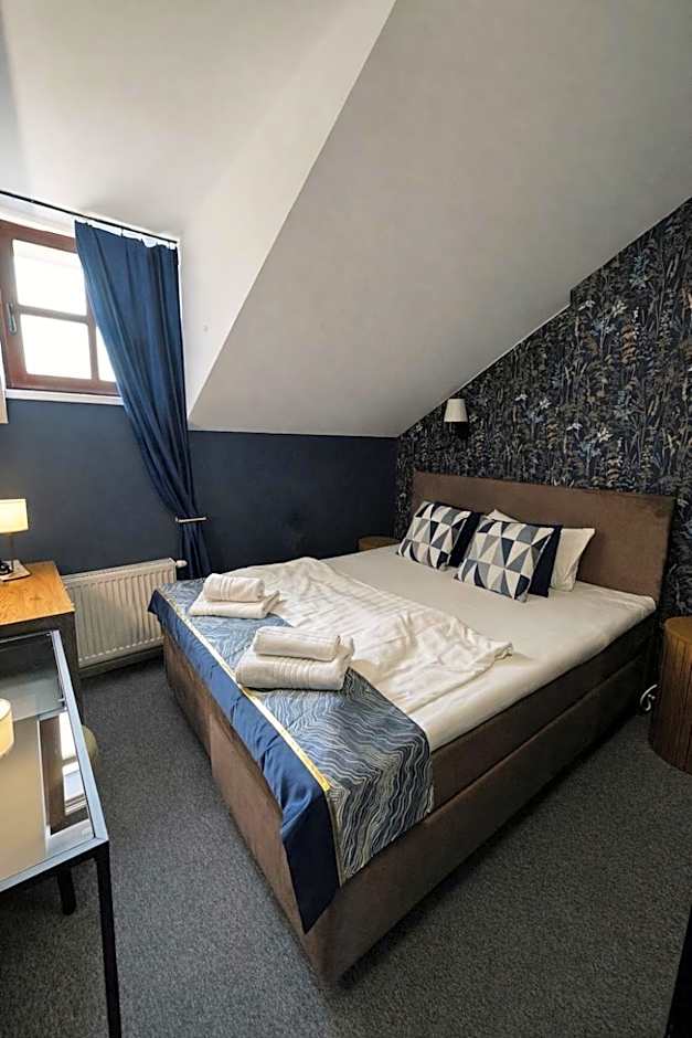 Apple Economy Hotel