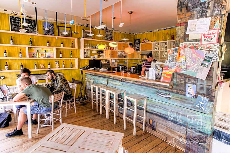 ArkaBarka Floating Hostel