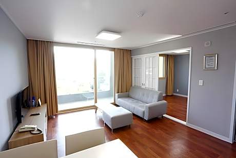 20 Pyeong Ondol Rear Flash Deal North Facing Room - Non-Smoking