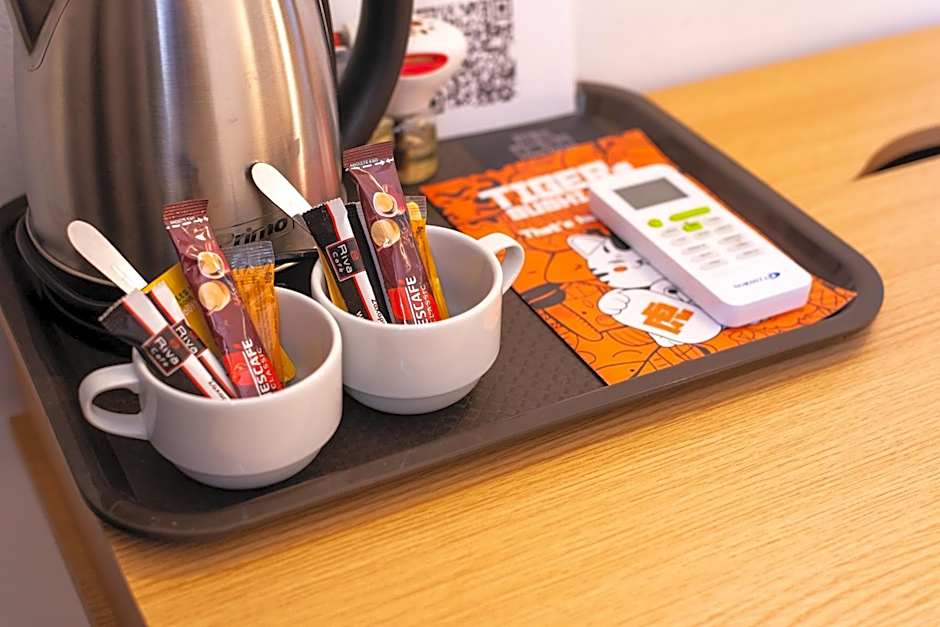 Stone Palace Hotel Near Athen's Airport Free Shuttle From and to Athen's Airport