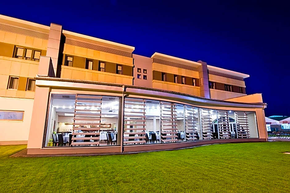 Hotel Symfonia Osjaków
