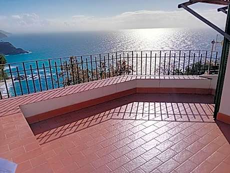 Apartment - Split Level