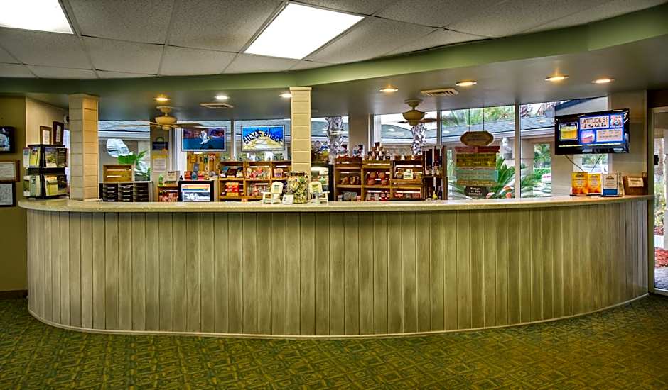 Days Inn & Suites by Wyndham Jekyll Island