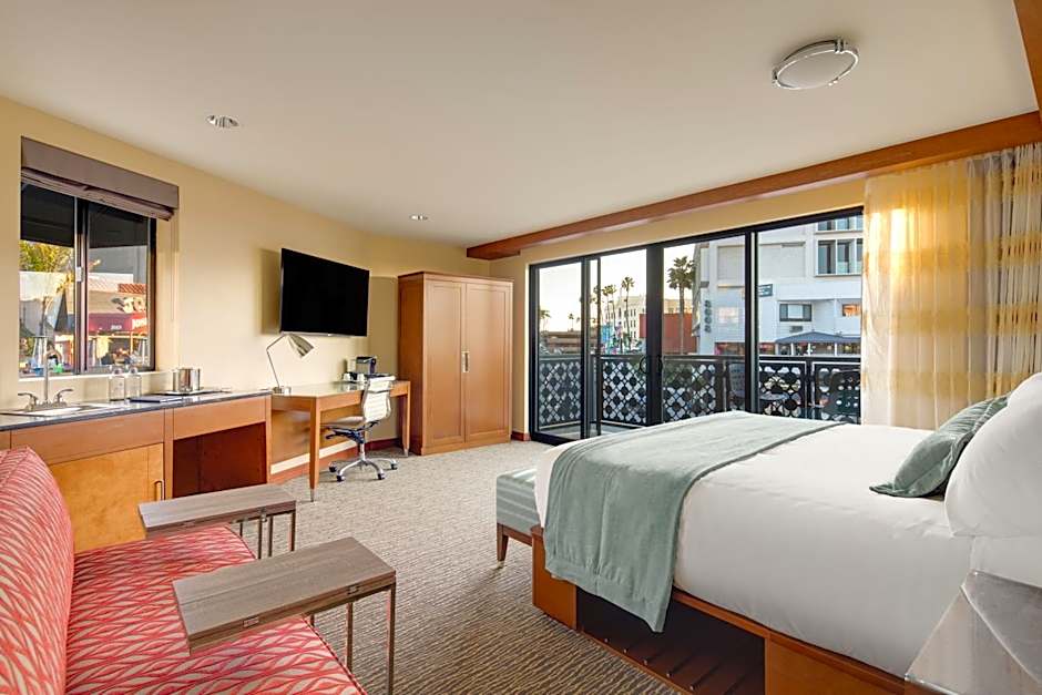 Cormorant Boutique Hotel