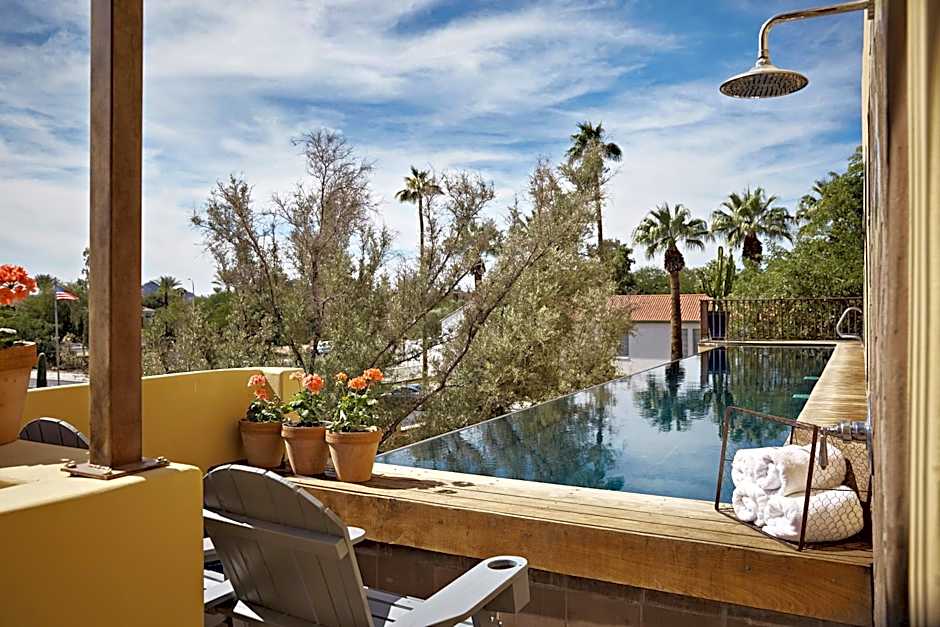 Bespoke Inn Scottsdale