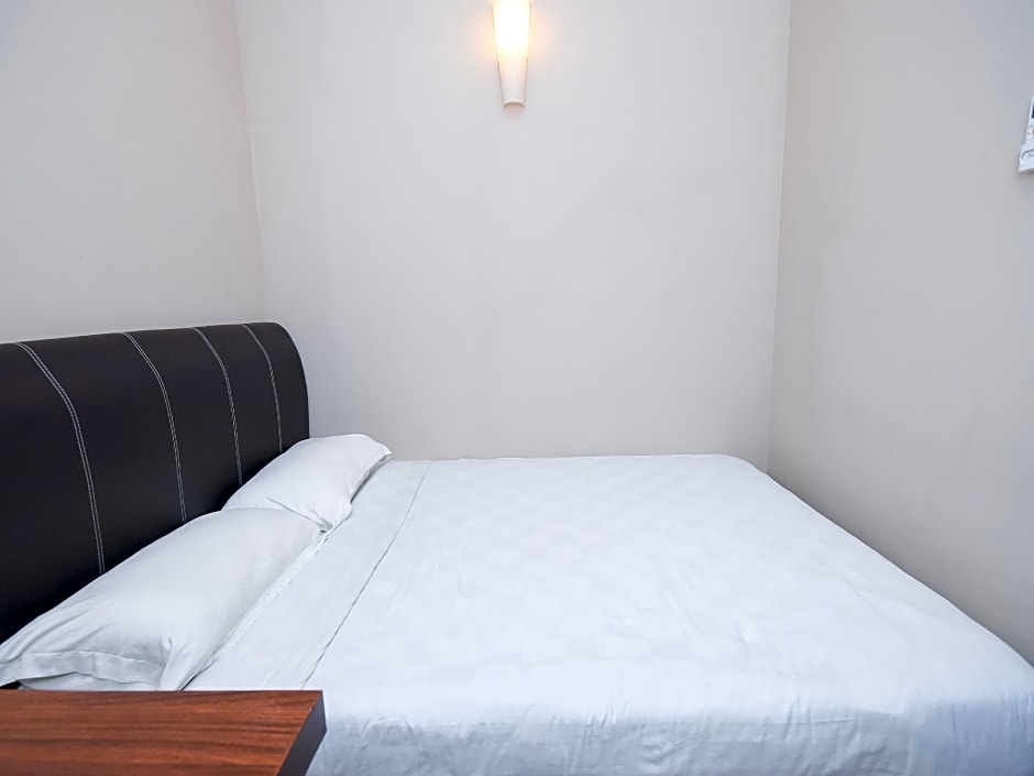 Hotel O Lm Residence