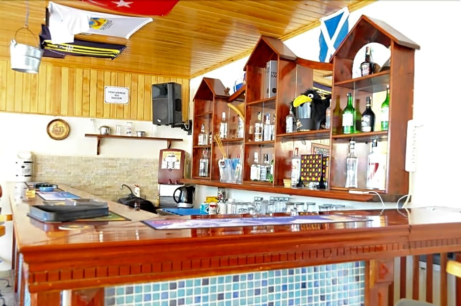 California Apart Hotel