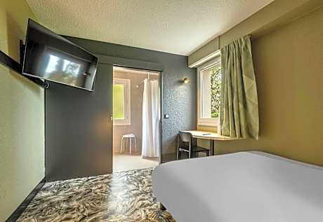 Double Room - Disability Access