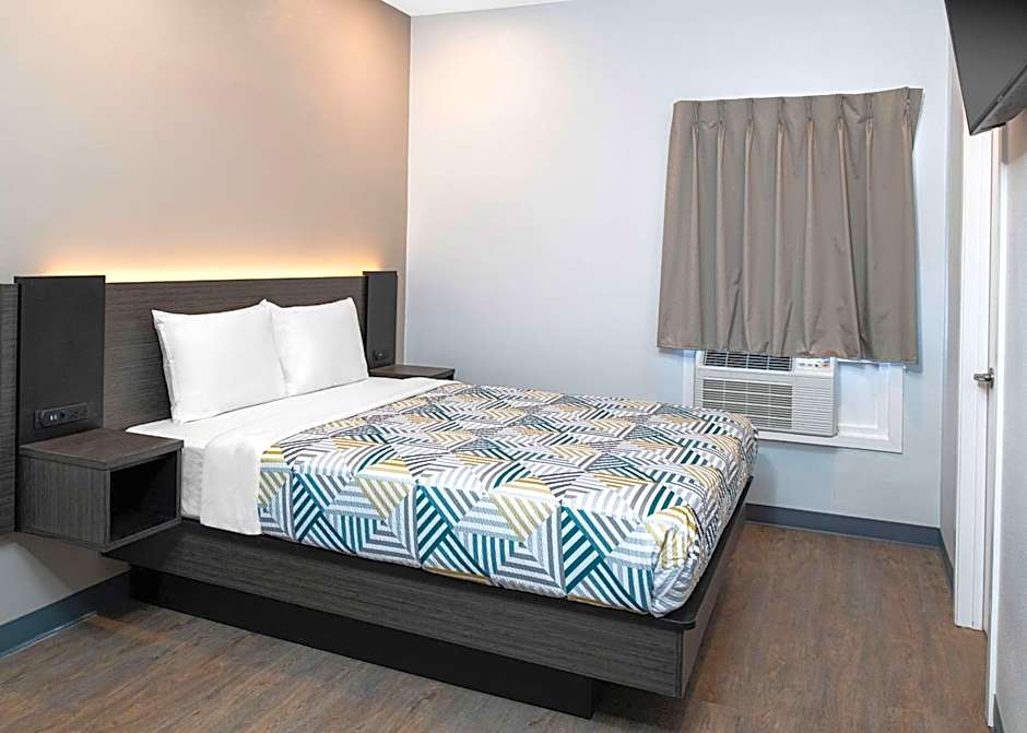 Motel 6 San Pedro, CA Port of Los Angeles