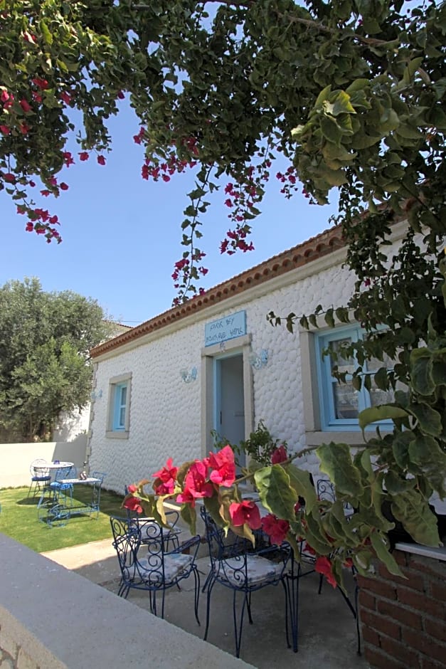 Çakir Bey Hotel
