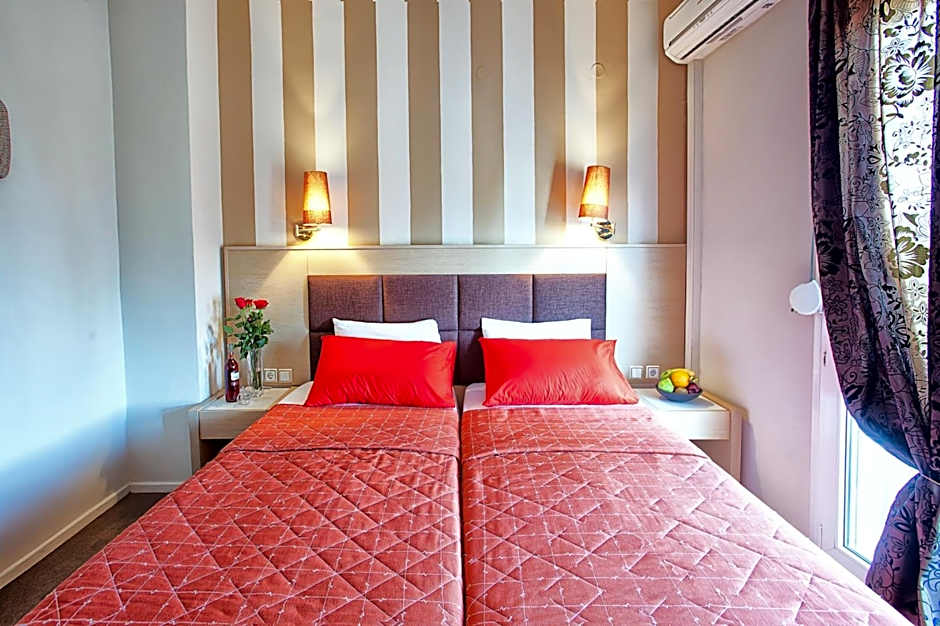 Anastassiou Hotel - Bike and motorcycle friendly hotel