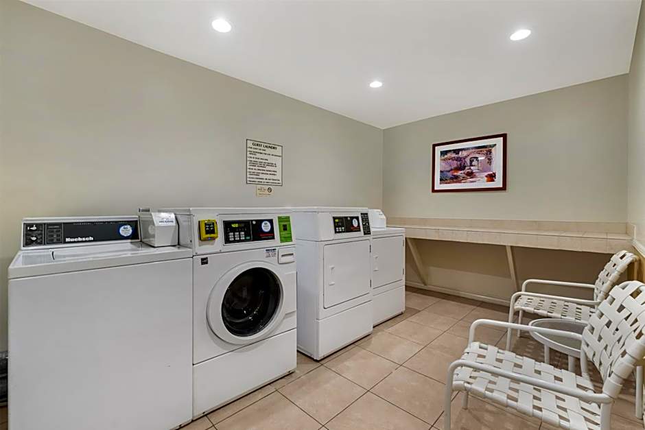 Best Western Plus Carriage Inn