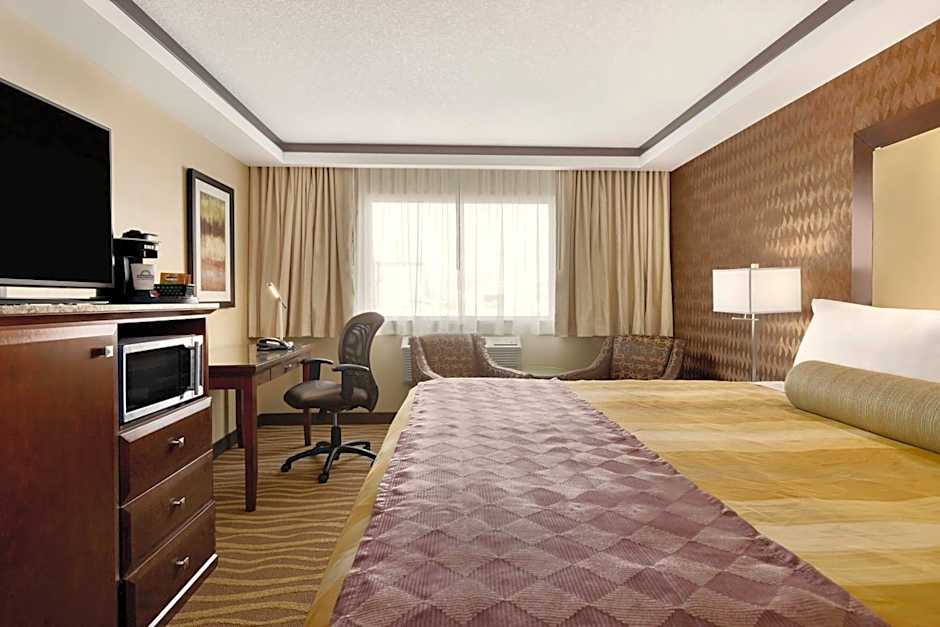 Best Western Plus Edmonton Airport Hotel